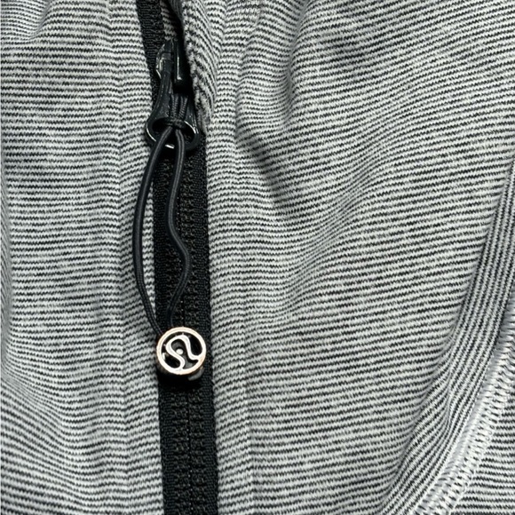 Lululemon In Stride Jacket - Picture 4 of 6